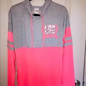 Light weight long sleeve hoodie